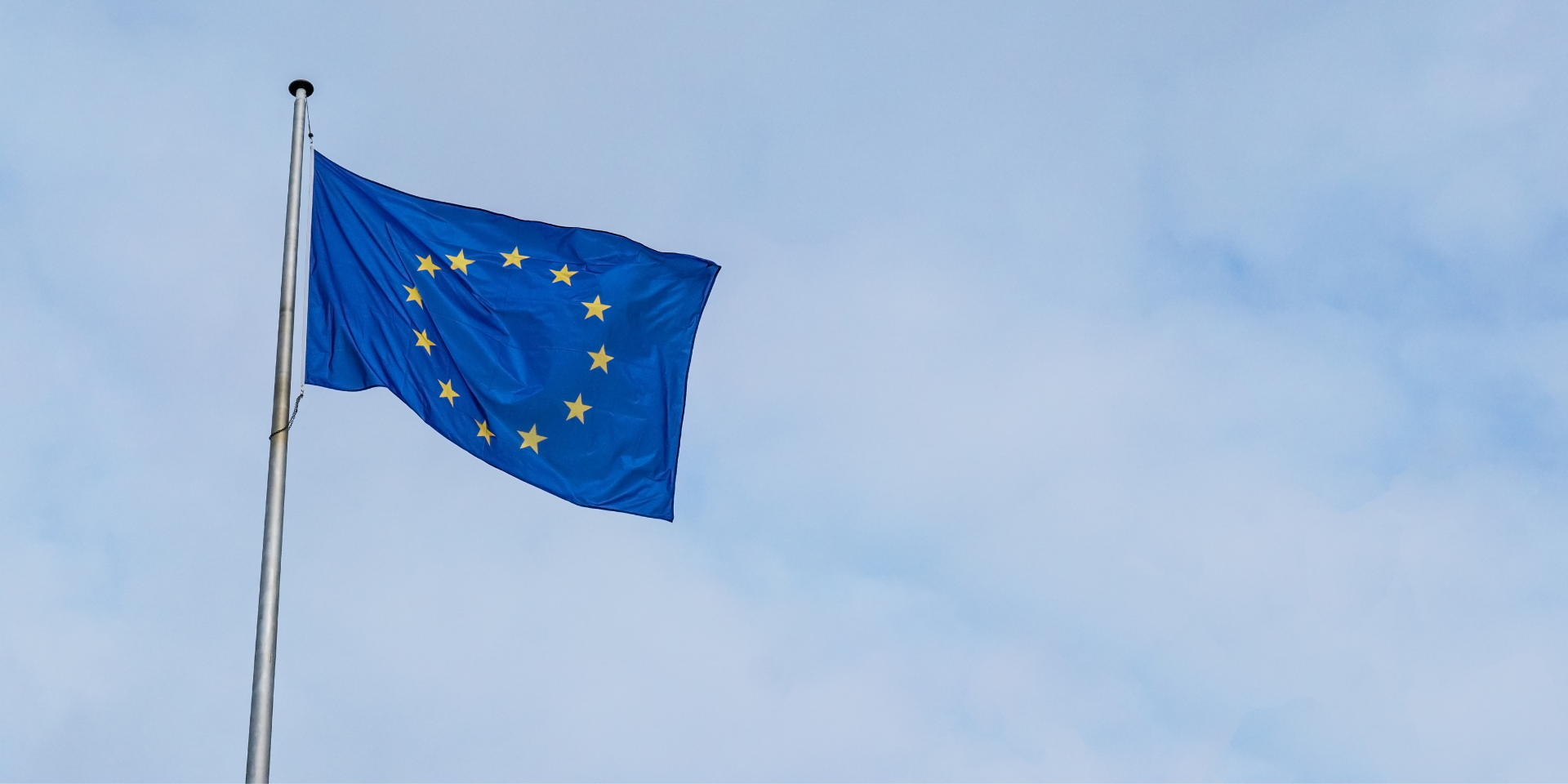 Guarantees, repairs, software updates – new obligations for online and offline shops from September 2026
