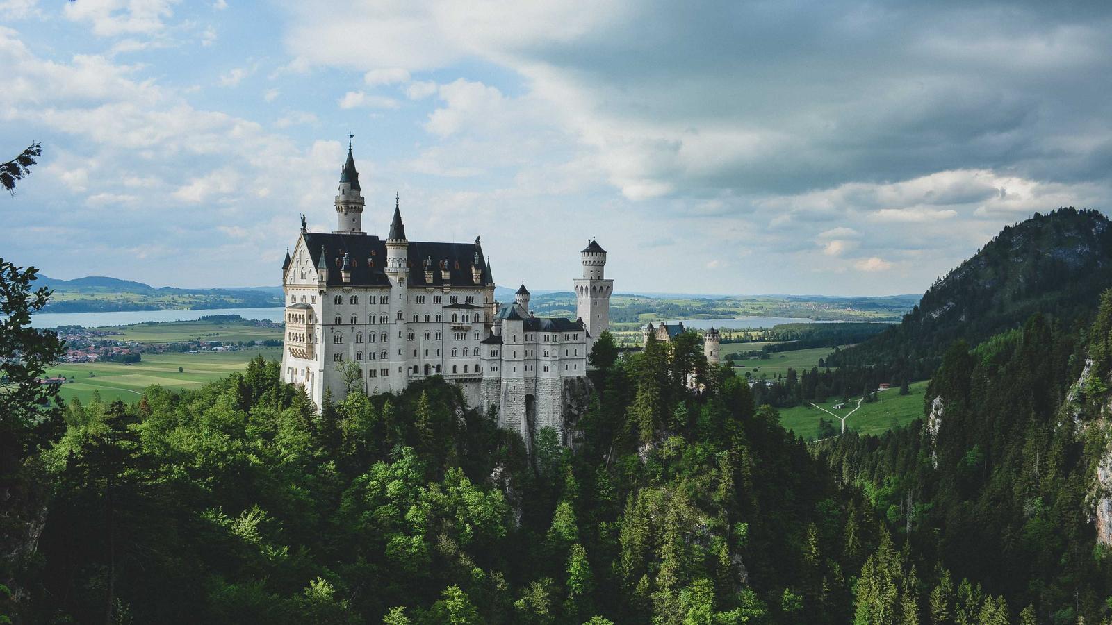 From Cost Centre to Capability Hub: How Poland’s GBS Market Is Changing the Talent Conversation